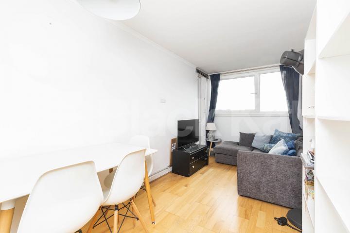 			3 Bedroom, 1 bath, 1 reception Flat			 Crayford Road, Holloway